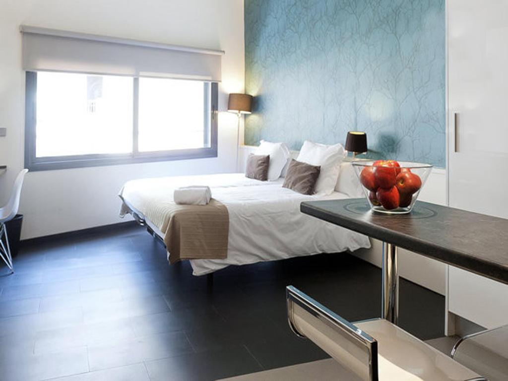 Barcelona Fifteen Central Aparthotel Стая снимка