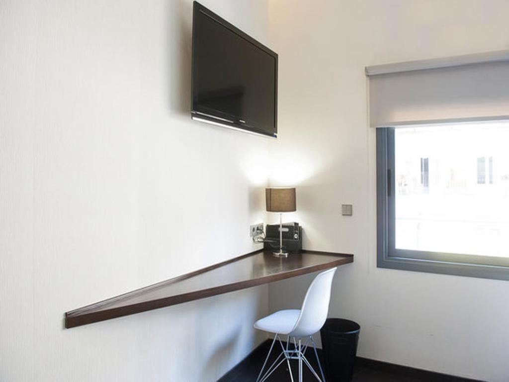 Barcelona Fifteen Central Aparthotel Стая снимка