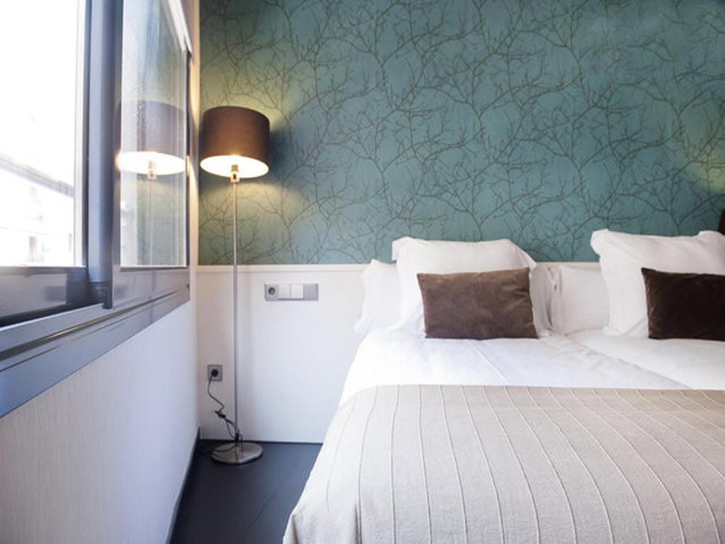 Barcelona Fifteen Central Aparthotel Стая снимка