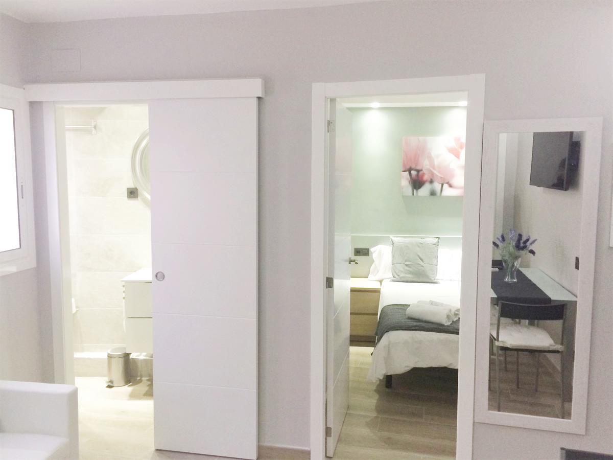 Barcelona Fifteen Central Aparthotel Екстериор снимка