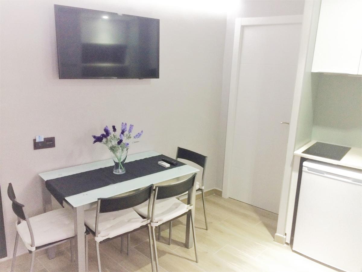 Barcelona Fifteen Central Aparthotel Екстериор снимка