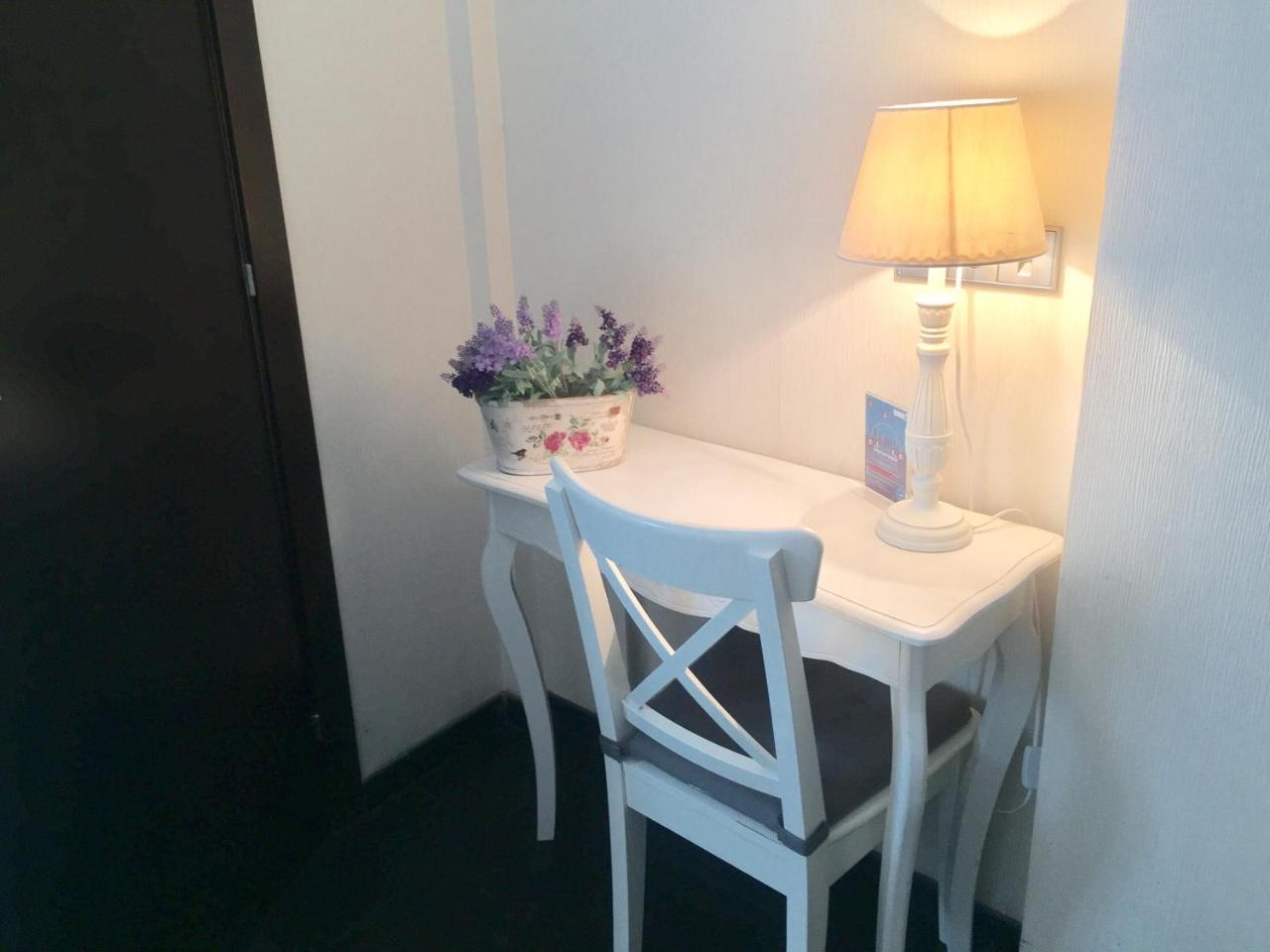 Barcelona Fifteen Central Aparthotel Екстериор снимка