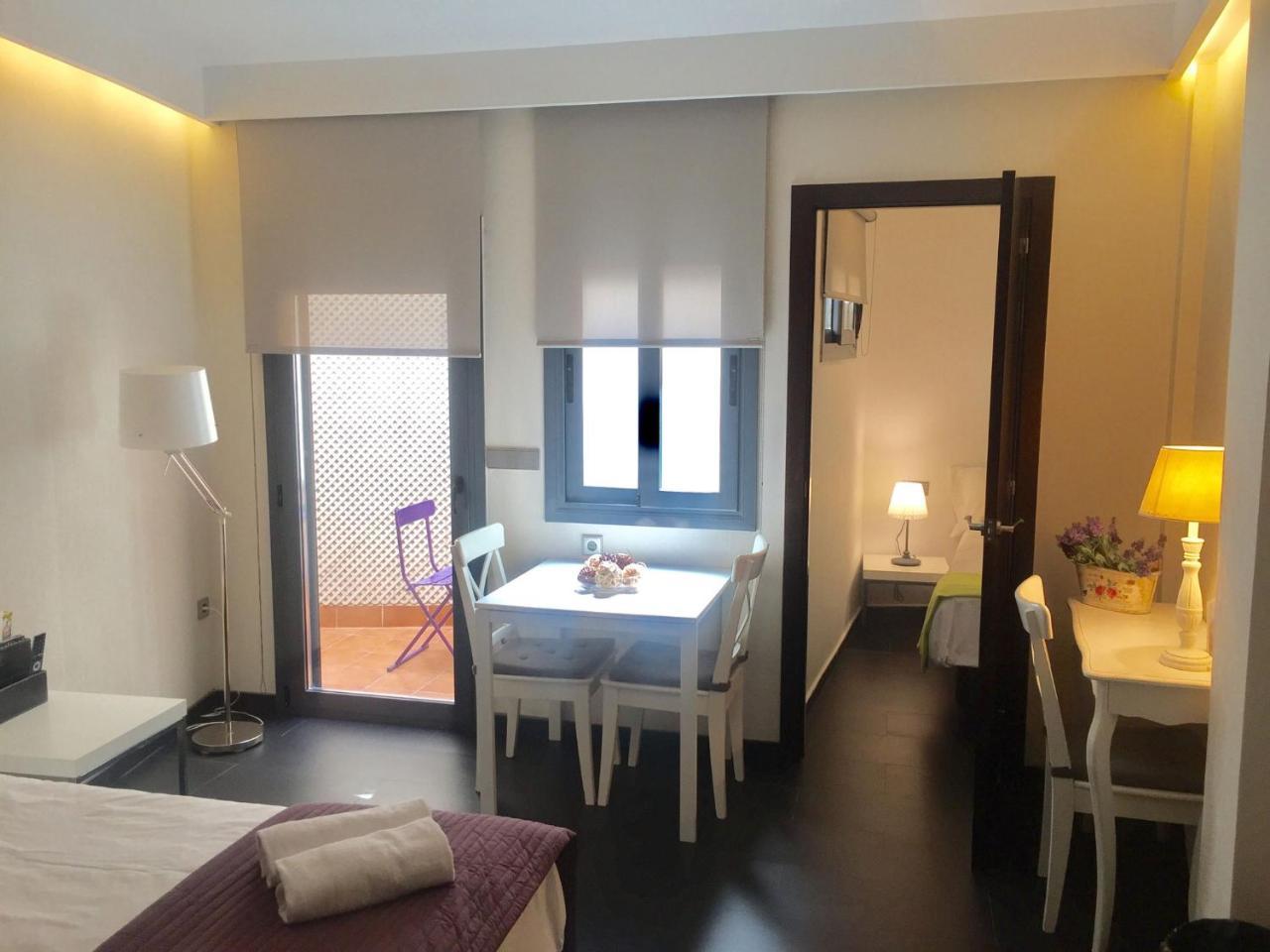 Barcelona Fifteen Central Aparthotel Екстериор снимка